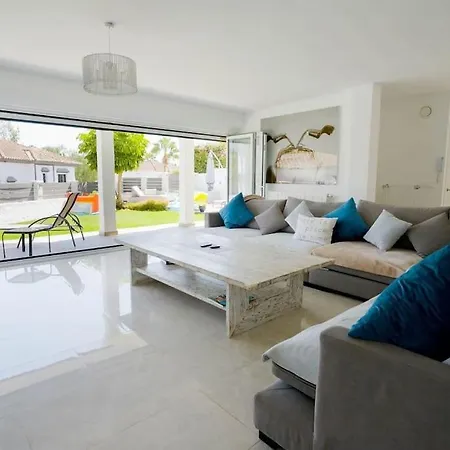 Apartment Fantastic Townhouse/ 4bed/4bath/ Puerto Banus *