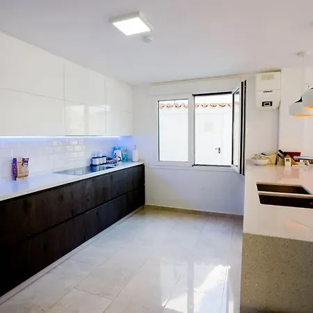 Apartment Fantastic Townhouse/ 4bed/4bath/ Puerto Banus