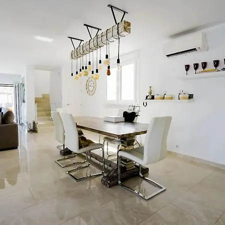 Fantastic Townhouse/ 4bed/4bath/ Puerto Banus